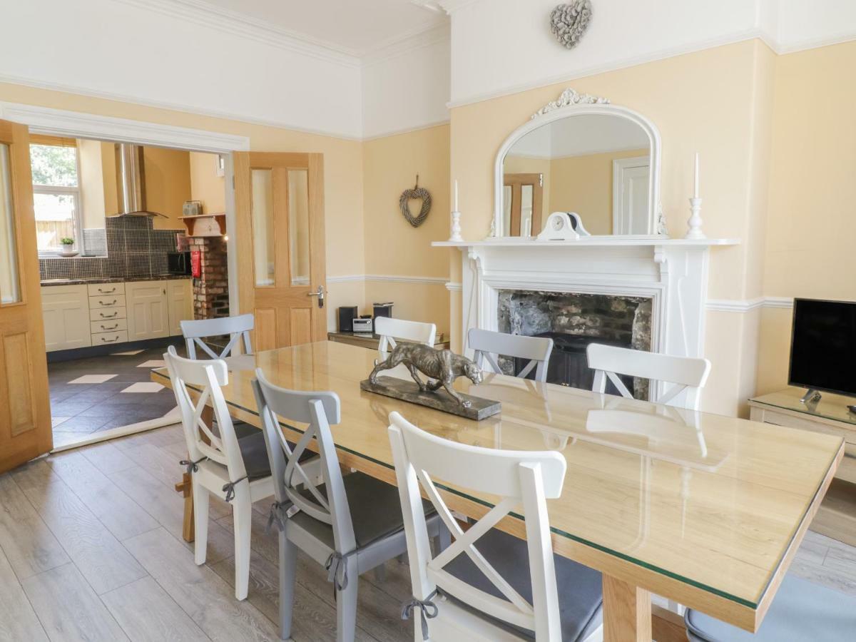 Angorfa Villa Llanbedr  Bagian luar foto